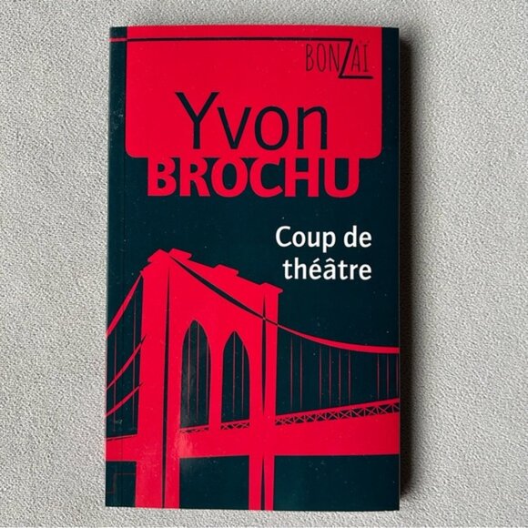 FRENCH ~ Set of 2 ~ Petits romans - Picture 6 of 10